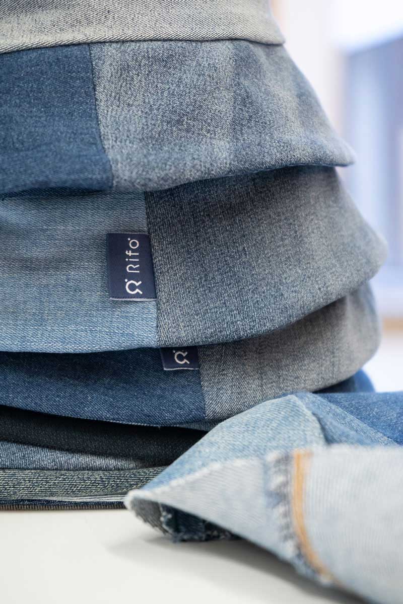 Cappello Bucket Upcycled Jeans - Image 9