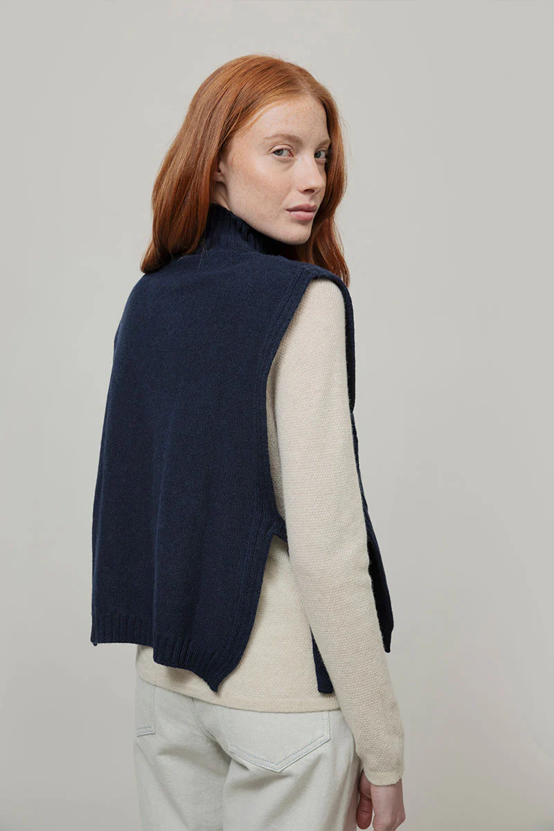 Gilet Collo Alto Lana Rigenerata Delia - Image 3