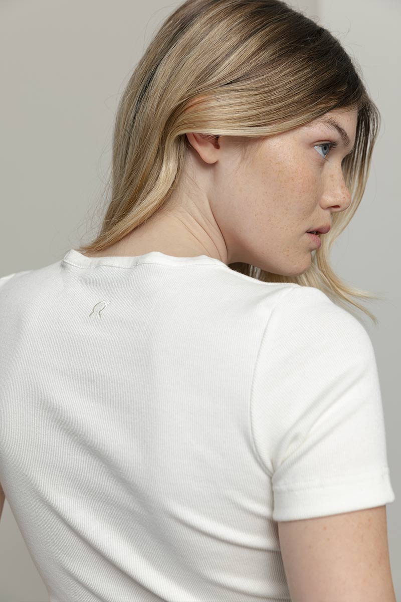 Maglietta a Maniche Corte Donna Cotone Rigenerato Ilaria - Image 9